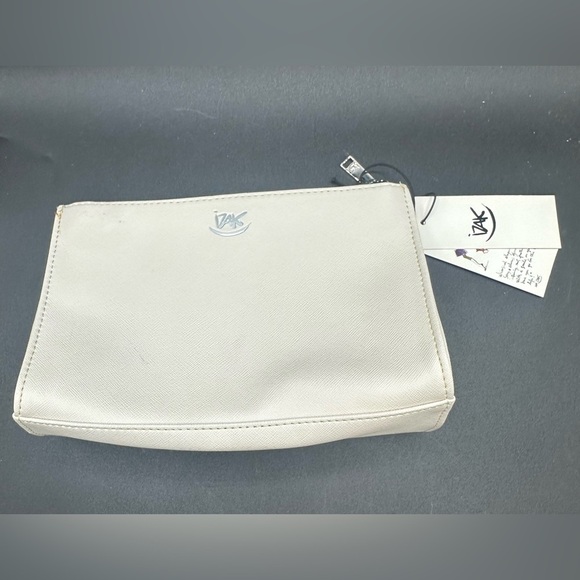 Izak “God Save the Queen and her Cupcakes” pouch makeup cosmetic bag NWT - Picture 2 of 5